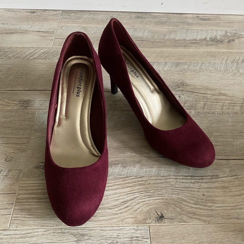 Plum velvet heels